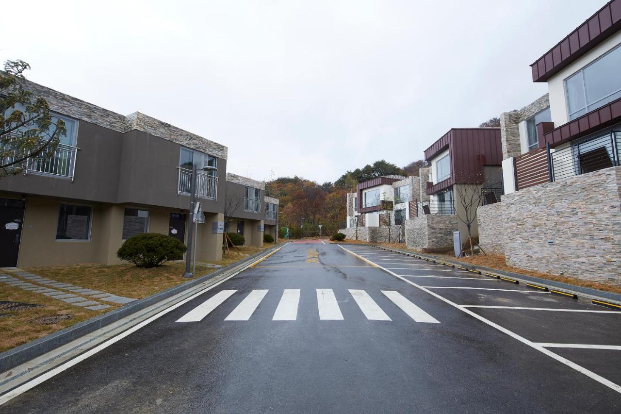 Ramada Hotel & Suite By Wyndham Gangwon بيونغتشانغ المظهر الخارجي الصورة